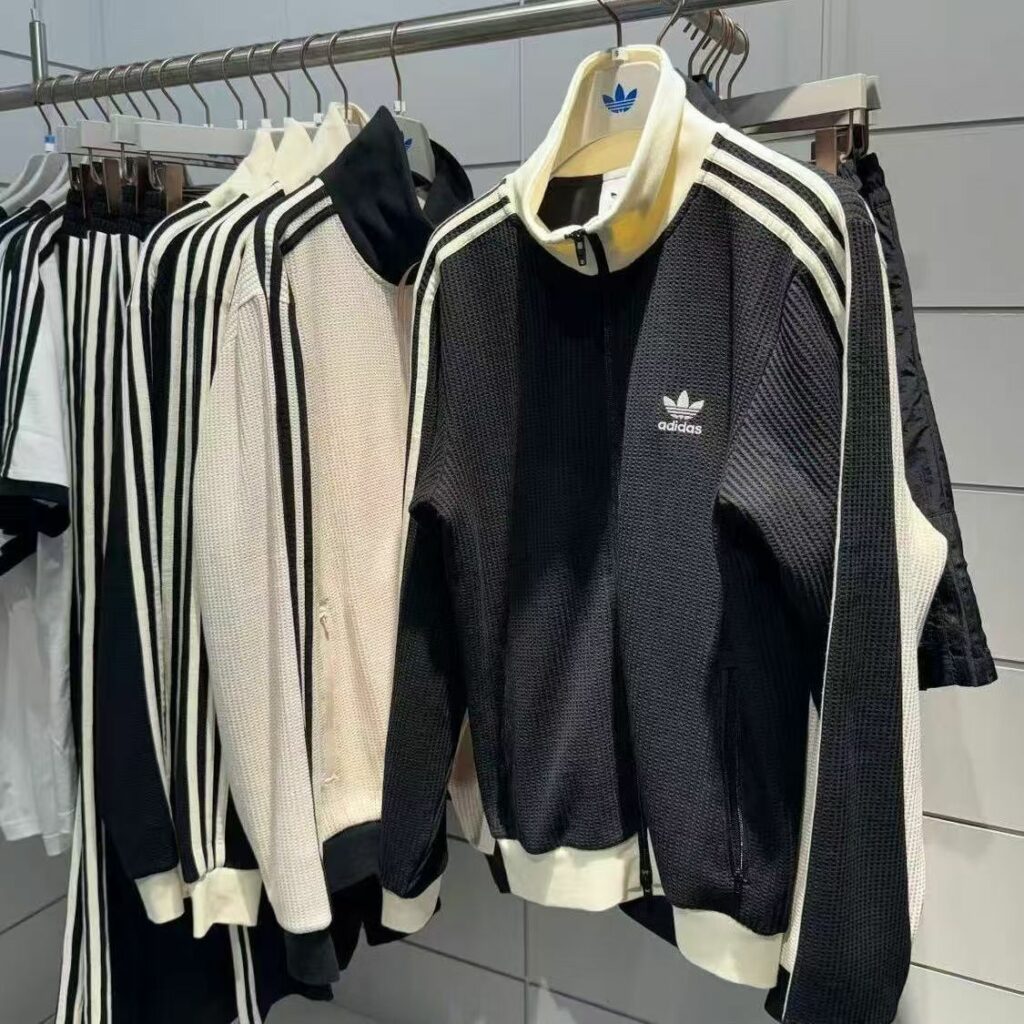 _20251214020811-1024x1024